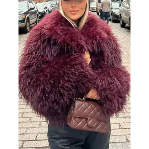 Women’s warm artificial fur short coat, stylish faux fur jacket for winter, cozy and fashionable outerwear for daily wear, casual fashionable outerwear