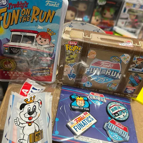 Funko givvy options at random