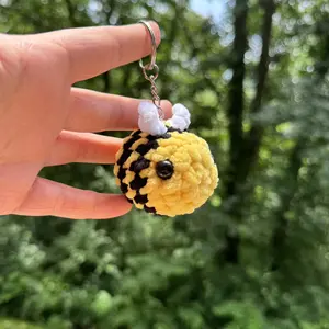 Bee Keychain
