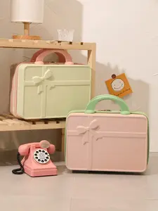 BEAUTY CASE with 30 pcs masks