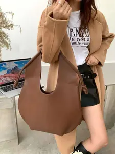 “Caffè Chic” — Leather Shopper Bag