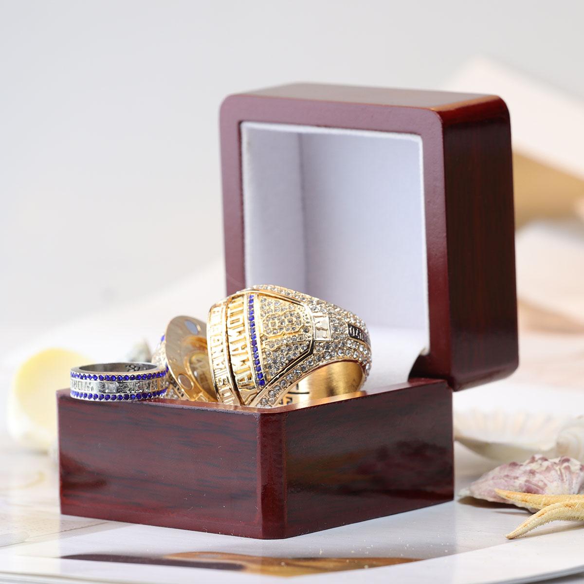 18 Player 2025 2026 In stock, ships same day, latest ring release, the fan favorite baseball ring