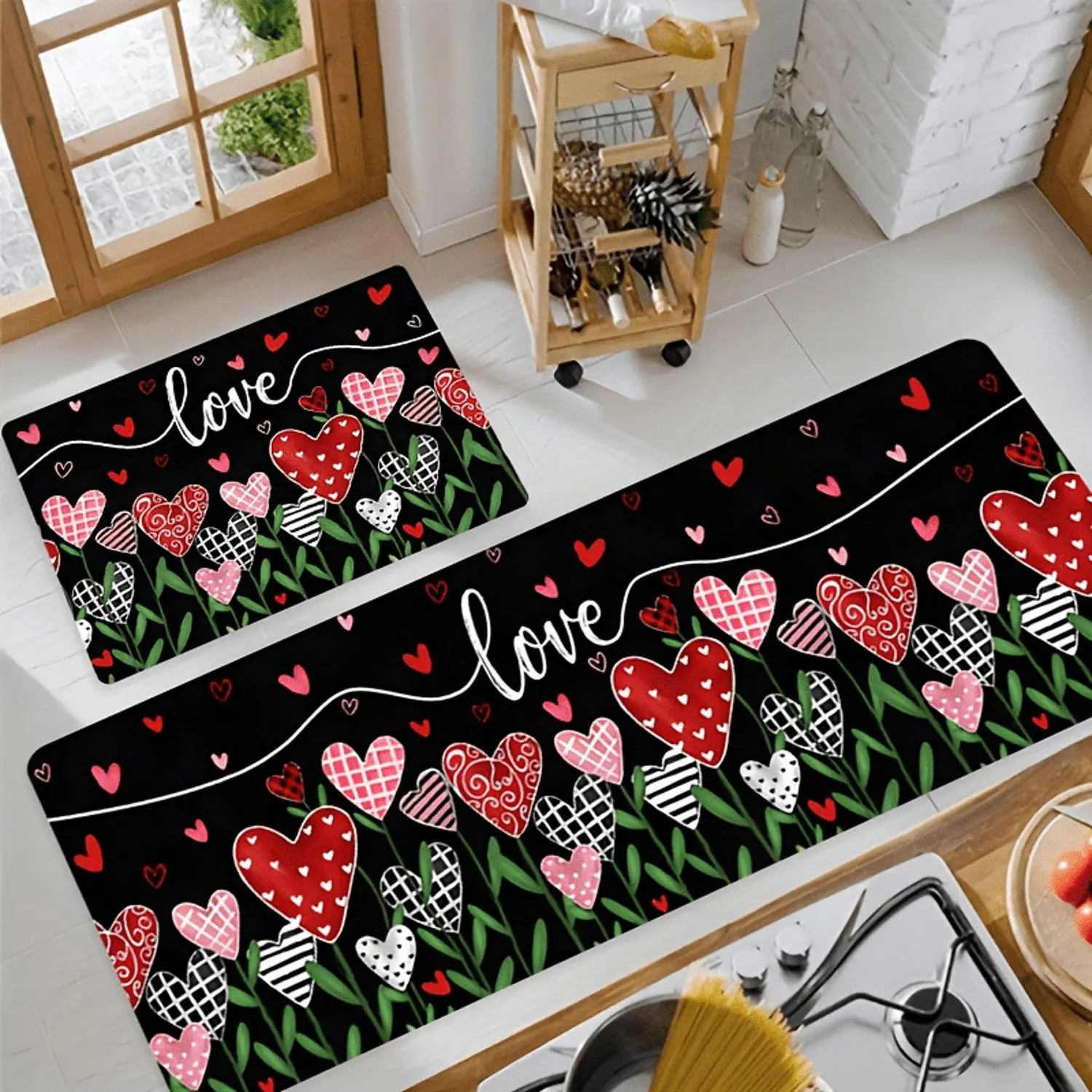 Valentine Love Heart Floral Kitchen Rug, Black Background Plaid Heart Pattern Anti-Slip Absorbent Floor Mat for Kitchen Home Decor