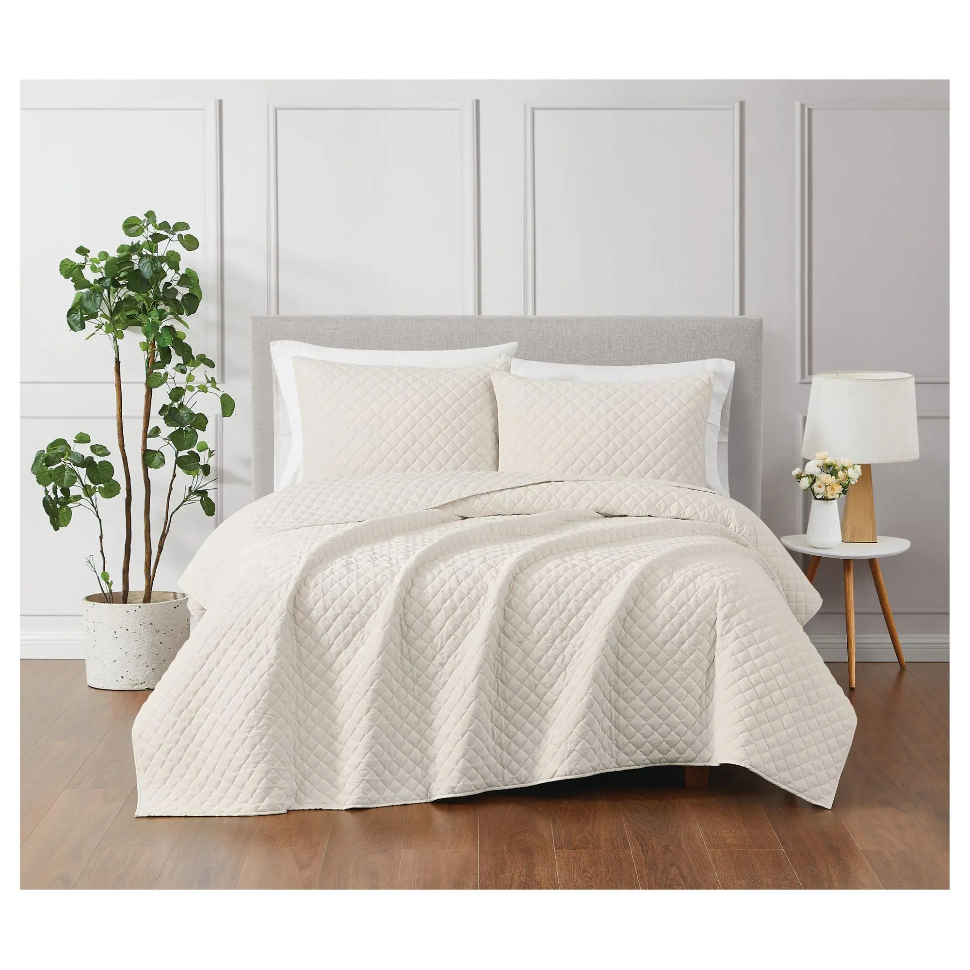 Royal Velvet 3-Piece Diamond Velvet Full/QueenQuilt Set