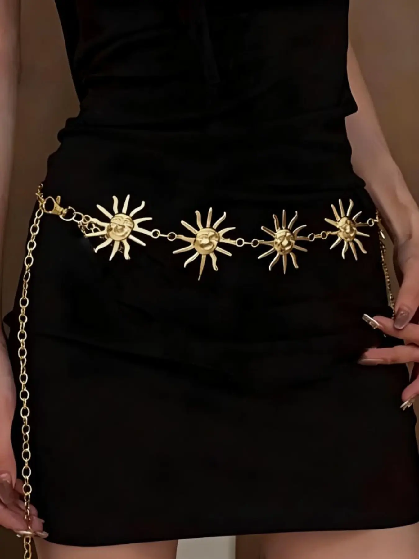 Chain Belt  Chain Belt for Women Fashion Plus Size Silver Gold Waist Chains Metal Sun Waist Belts Chains Trendy Belly Belts for Women Dress Accessories Fashionable
