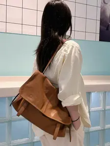 Large Capacity Messenger Bag, Vintage Casual Shoulder Crossbody Bag, Comfortable Commute Laptop Bag, American Retro Soft Leather Tote, Neutral Couple Bag