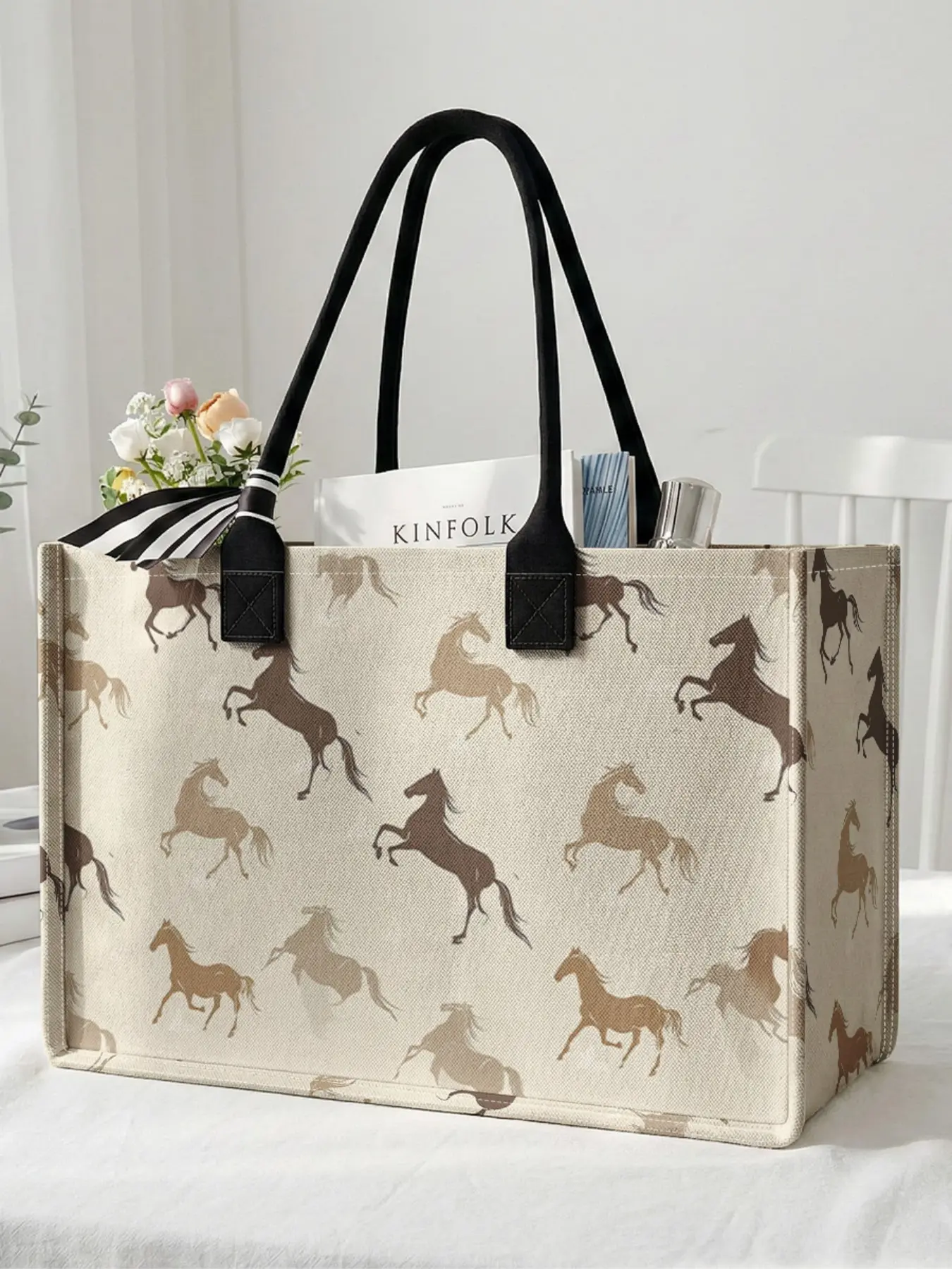 1 piece of 2D printed large capacity storage bag Tote Bag with galloping horse pattern, extra large storage bag, sturdy handle, space-saving multi-purpose, Casual Shopping Bag, Shopping Totes, suitable for use at school, on business trips, and shopping