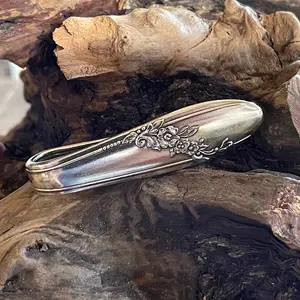 Vintage floral silverplate money clip