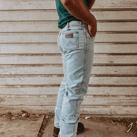 Wrangler Men's Cowboy Cut Original Fit Flex Stretch Denim Pants - 38X32, Zipper Closure, 99% Cotton-Spandex-Elastane Blend, Bleach-Safe, Plain Pocket, Full Seat, Machine Washable, Western Clothes, Mensfashion, Bootcut