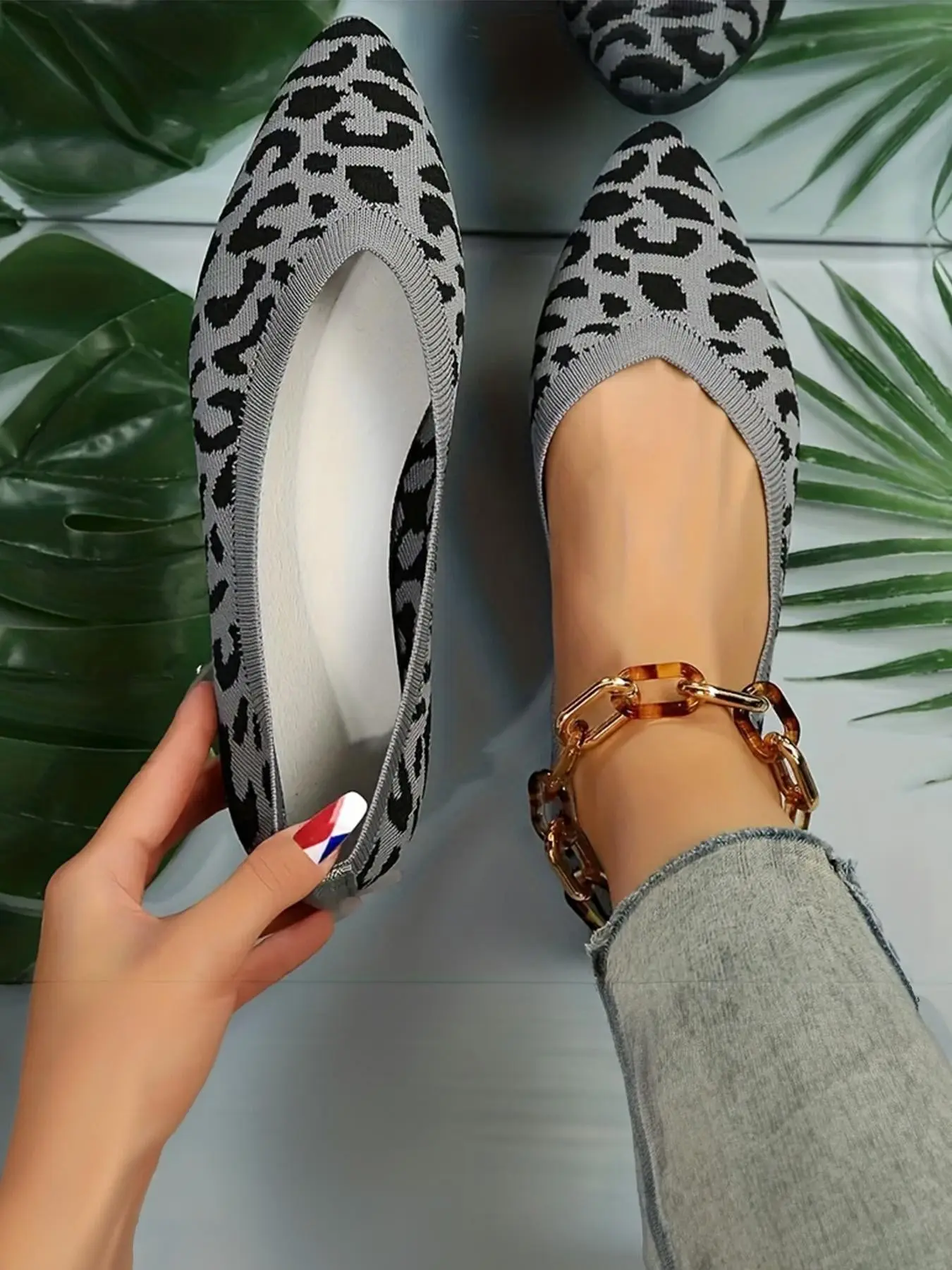 Women's Fashion Leopard Pattern Slip-on Flat Shoes, Casual Pointed Toe Comfortable Shoes, Female All-match Shoes for Daily Wear F
