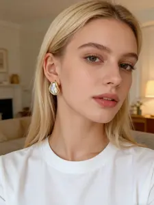 French Baroque Irregular Faux Pearl Gold Stud Earrings, Vintage Minimalist Women's Daily Versatile Elegant Earrings, Niche Design High-End Luxury