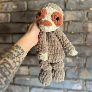 Crochet Sloth Snuggler