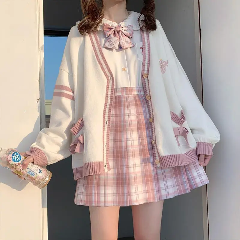 Pink cardigan��Follow the store and give