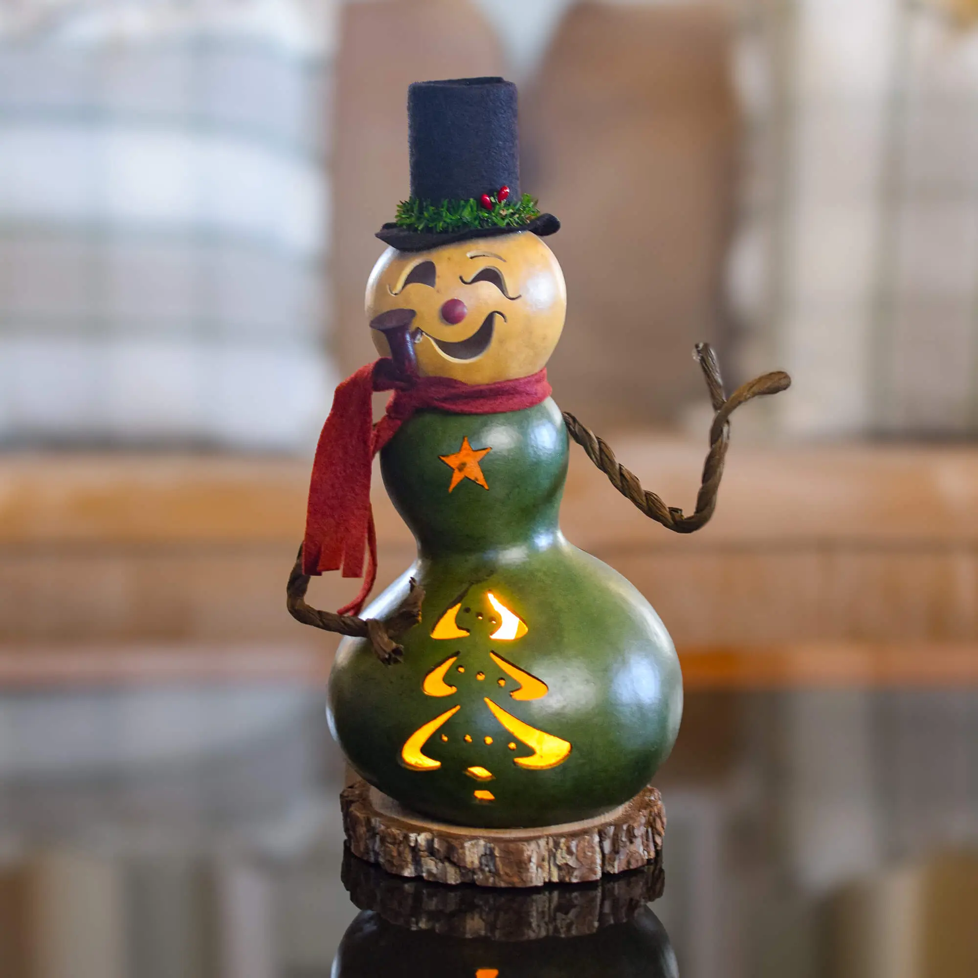 Hand-Crafted Snowman Gourd Luminary - Pinewood Medium Lit