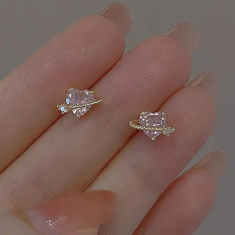 2 artificial zircon heart-shaped sweet women's fashion Stud Earring Jewelry Heart Shape Earrings