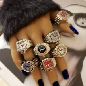 Vintage Punk Finger Watch Ring Strap Alloy Watches Couple Rings Jewelry Clock Retro Roman Watch Rings Women Men Daily Accessories with 1 Attribute