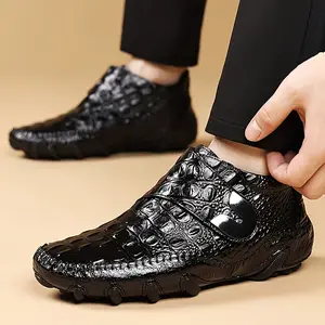2025 Fall/Winter New Fashionable Business Casual High-Top Leather Shoes, featuring a cowhide upper and a non-slip, wear-resistant rubber sole, with a buckle design for easy on and off, suitable for daily casual wear, business banquets, and outdoor street