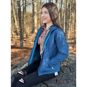 ARIAT Women's Jacket Blue Softshell - Stylish and Comfortable Outfit for Everyday Wear