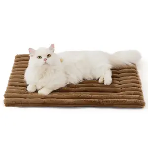 Self-Warming Pet Pad for Cats and Dogs, Thermal Self-Heating Pet Mat with No Electricity Needed, Washable & Versatile Pet Bed Crate Pad for Winter Warmth cozy warm
