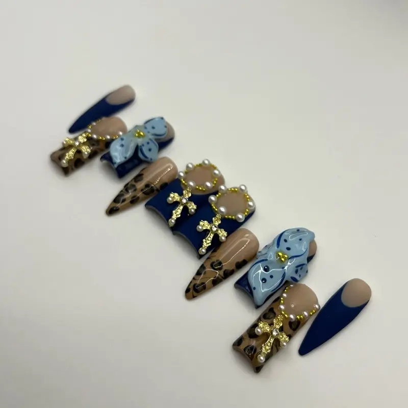 Blue blossom cheetah print press on nails