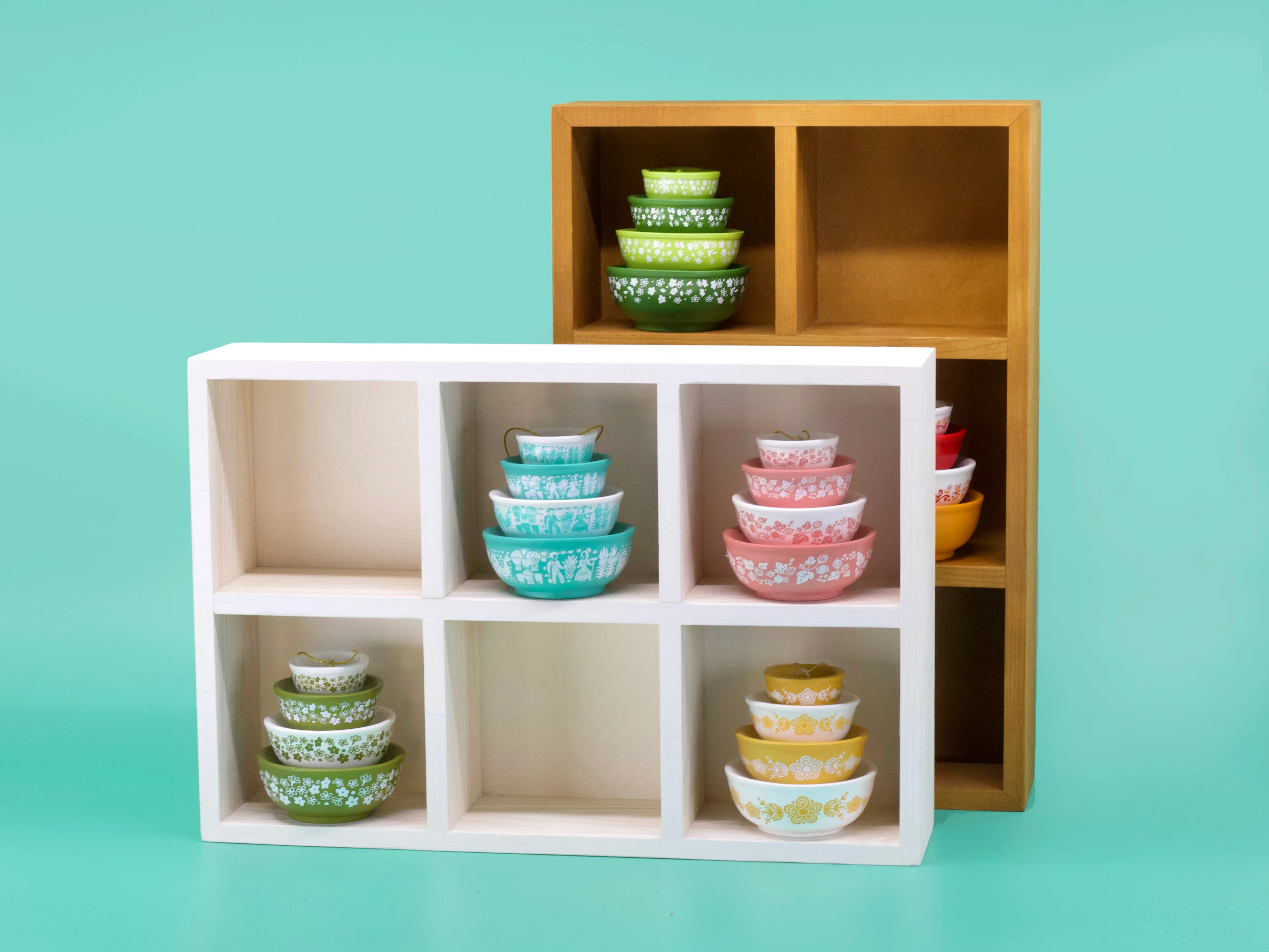 Solid Wood Ornament Display Shelf
