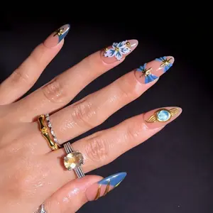 Press On Nails Ultra Short Almond Press-On Nails Fake Nails Handmade High Quality 10 Pcs Non-Toxic Reusable Nail Art Natural Everyday Look Easy Apply Salon Style for Work, Daily Wear & All Seasons