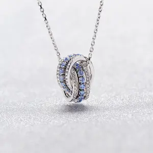 Minimalist Rotating Multi-Ring Pendant Necklace, Premium Quality Collarbone Chain for Modern Aesthetic