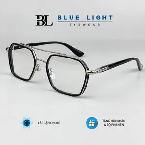 Near-sighted Glasses Frames, Fake Near-Sighted Glasses for Men and Women, Square Eyes with Sophisticated High-Quality Chrome Heart Pattern