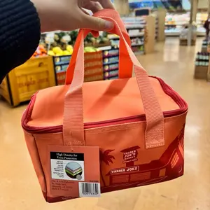 Trader Joe’s Mini Insulated Lunch Bag – Peach Pink Cooler Tote, Rare Limited Edition