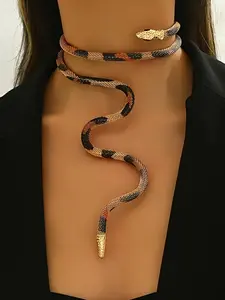 Fashionable Creative Iron Wire Graffiti Neck Wrap Snake-Shaped Necklace, Unique Design Jewelry Accessory, Trendy Fashion Statement Piece