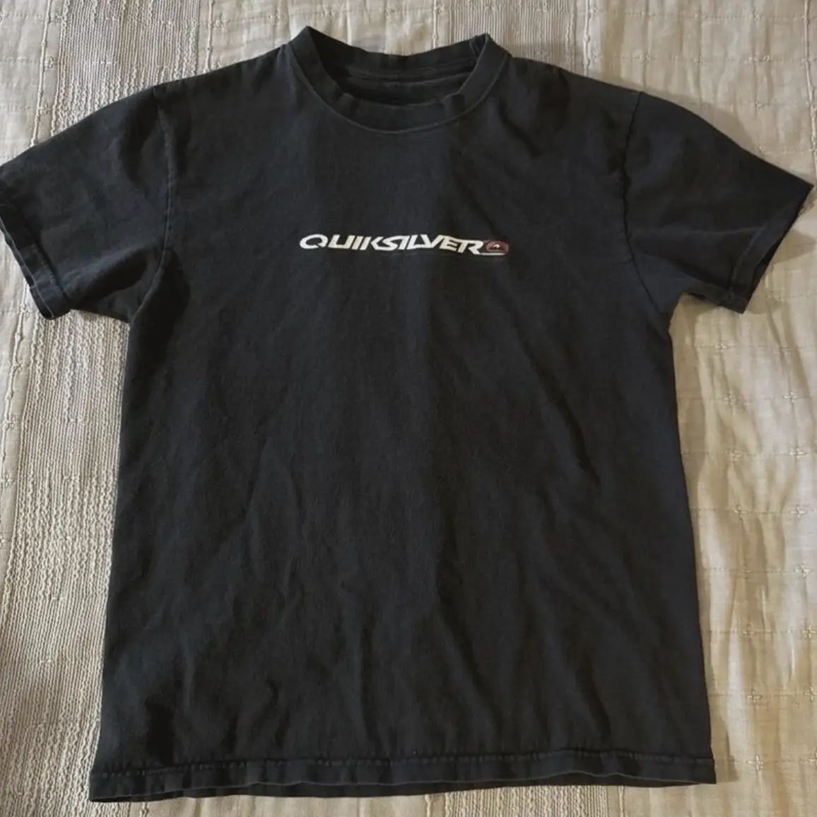 Vtg Quiksilver Skate Shirt Grunge 90s Y2K - Fire, Style Clothes Menswear Womenswear Streetwear T28