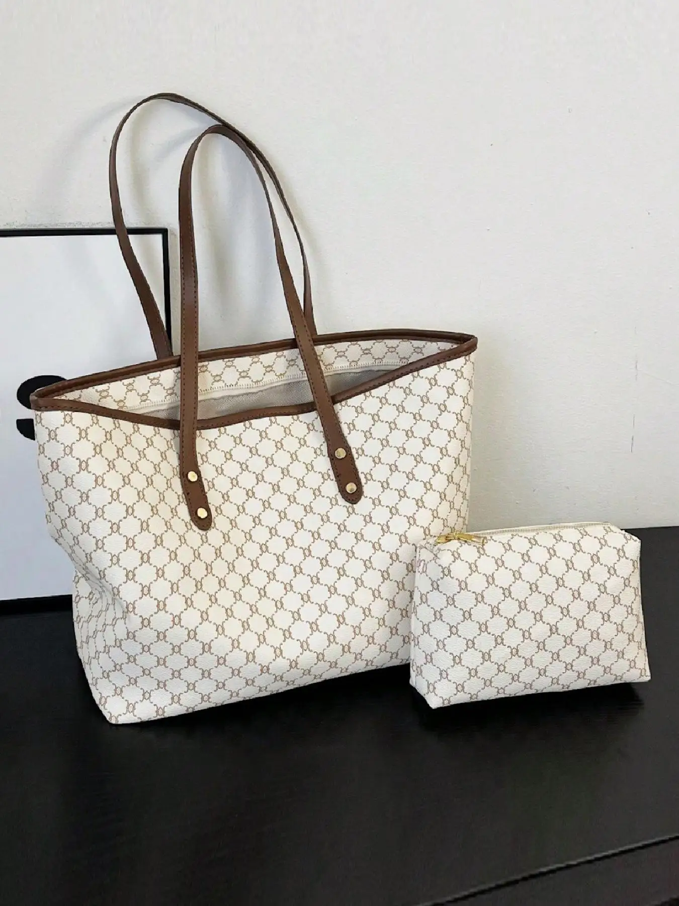 Women's Fashionable Geometric Pattern Tote Bag & Cosmetic Bag, Pu Tote Bag, Casual Versatile Zipper Shoulder Bag & Cosmetic Bag, Trendy All-match Bag