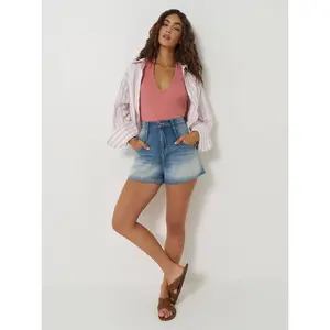 Lee Flirty Pleated Shorts
