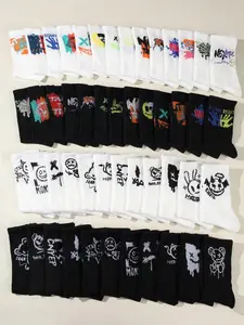 Men's Graffiti Pattern Fashion Street Style Streetwear Crew Socks, Comfortable Soft Stretch Ankle Socks, Casual Daily Wear, All Seasons