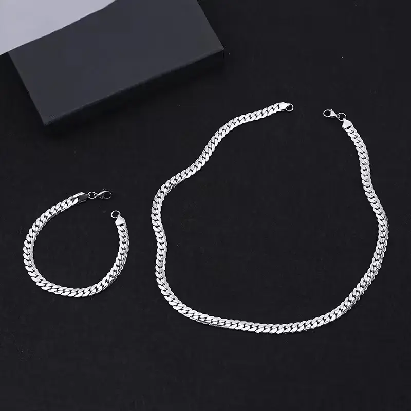 Elegant 4mm Triple Figaro Cuban Link Necklace Hypoallergenic Tarnish Resistant Sturdy Smooth Chain Dainty Versatile Fashion Accessory Stylish Ornament For Daily Party Outfit Ideal Birthday Holiday Anniversary Gift For Men Women