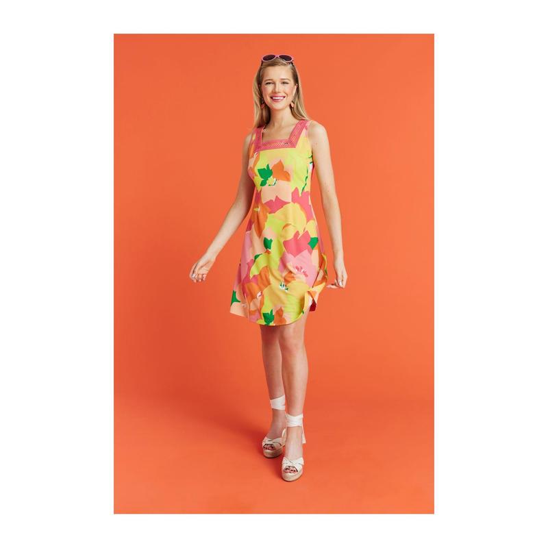 Isaac Mizrahi Live! Petite Printed Pebble Knit Square Neck Dress