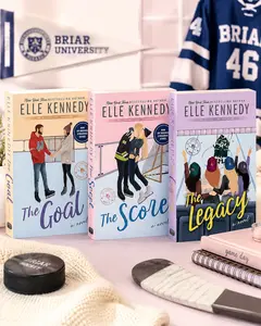 Elle Kennedy Off-Campus 3-Book Paperback/Hardcover Set – The Score, The Goal & The Legacy College Hockey Romance Bundle