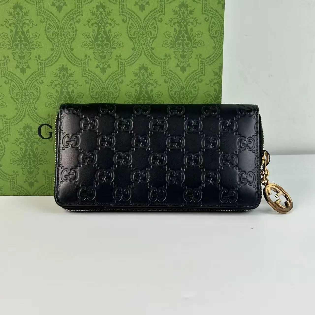 Pre-owned GUCCI Black Guccissima Leather Zip Around Continental Long Wallet with GG Logo Charm