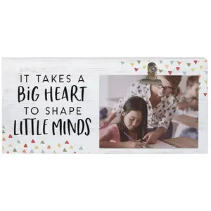 Sincere Surroundings. 12" Big Heart. Picture Clip.