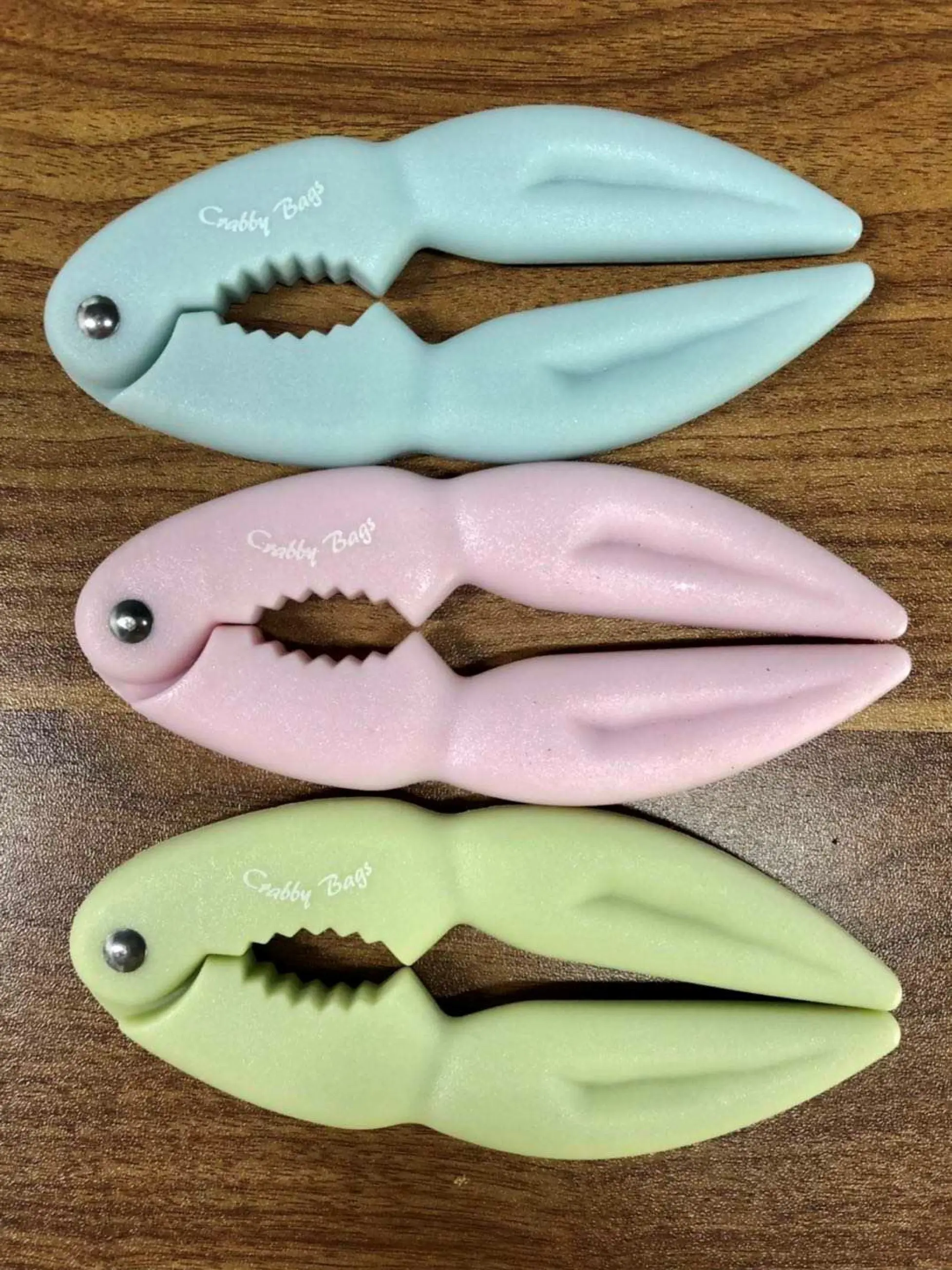 Crabby Bags Seafood Crackers Tool - Multi function food cracking tool Kitchen Utensils Plastic