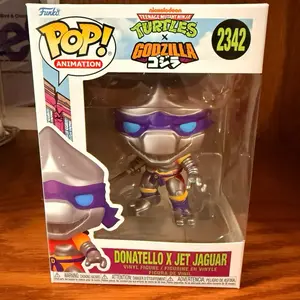 Donatello x Jet Jaguar Funko Pop! #2342 Collectible Toy, Statue, Ideal Holiday Gift for Entertainment Figurine Enthusiasts