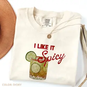 Comfort Colors I Like It Spicy Margarita T-Shirt, Trendy Summer Aesthetic Tee, Women's Print Short Sleeve Tee