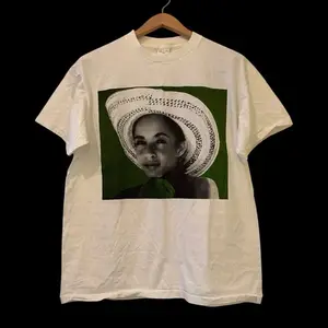 Vintage SADE 90s Band Singer Music Hit White Single  T-Shirt