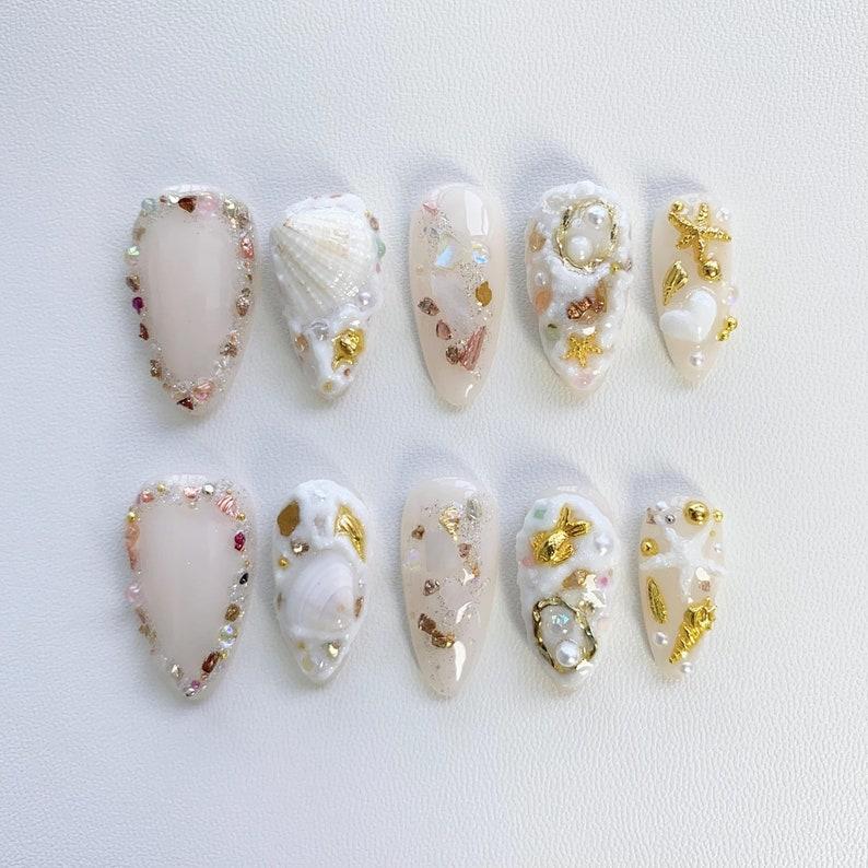 Aura Nails - White & Gold press on nails long almond nails - shell nails - Princess nails - Elegant nails - birthday nails - white nails - gold nails - winter nails