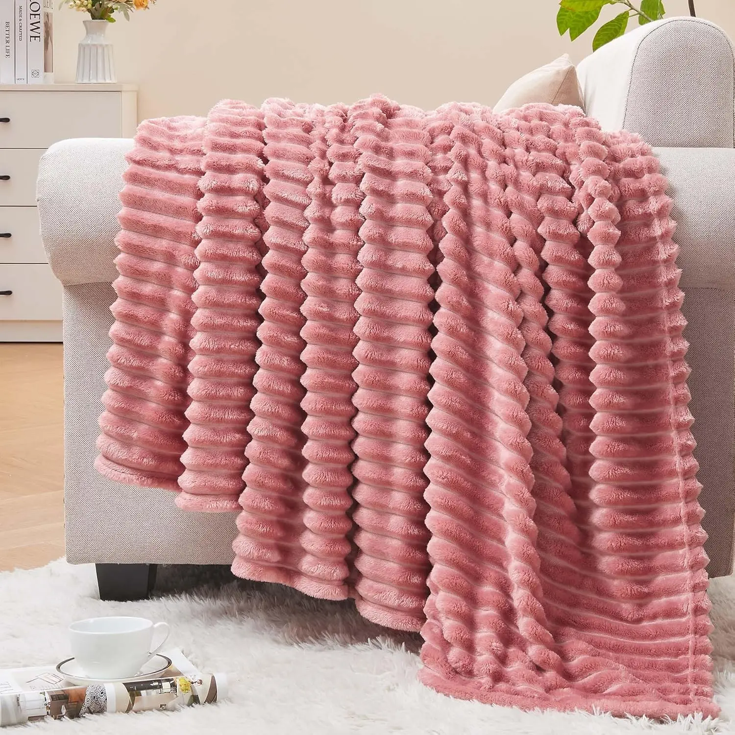 BEDELITE 3D Ribbed Jacquard Pink Fleece Throw Blanket for Couch, 50x60 Inch | Soft Warm Decorative Fluffy Blanket, Cozy Plush Lightweight Fuzzy Throw Blanket for Bed Sofa Home Room Decor, Gift for Women