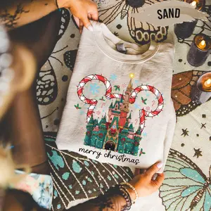 Vintage Cartoonlandland Main Mouse Minnie Christmas Shirt, Christmas Gifts, Christmas Sweatshirt, WDW Family Trip Christmas Shirt, Family Gift, Holiday Season Tees, Gift For Women, Walt Magic Kingdom Tee H3