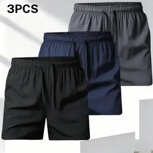 Three drawstring men's shorts, the style is casual and simple, the details of the side rivets add trendy texture, the waist of the drawstring is easy to adjust, the fabric is light and smooth, and the version is loose and stretched. It is suitable for men