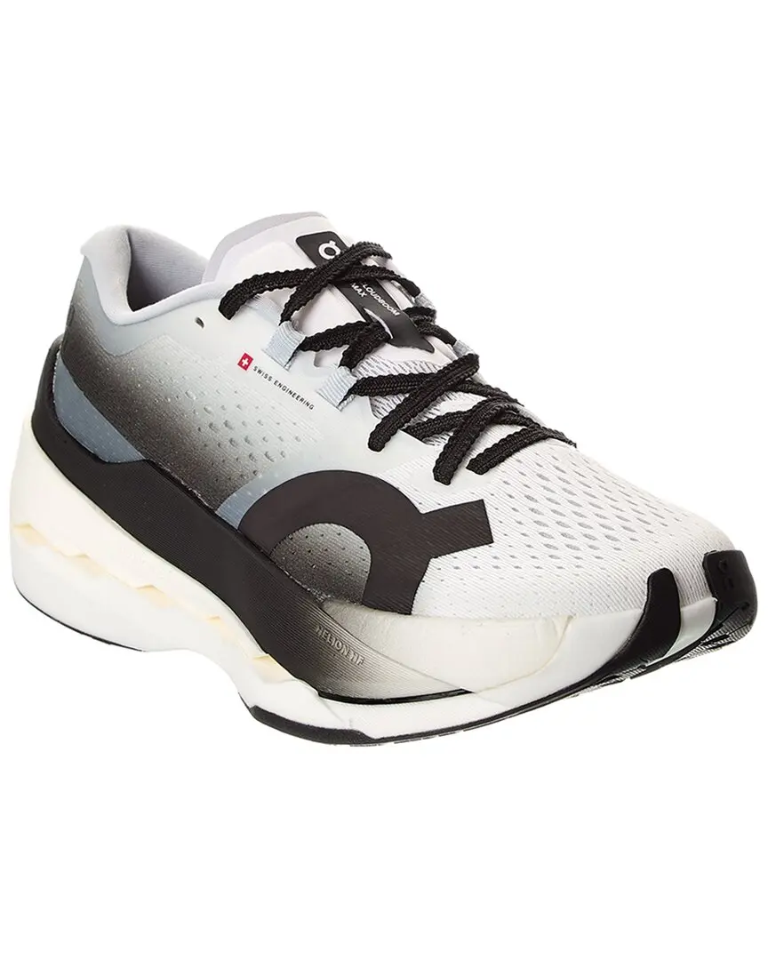 On Running Cloudboom Max Sneaker