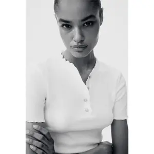 H&M Overlocked jersey top