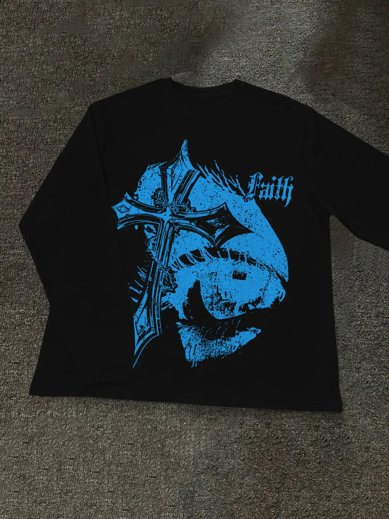 Men's Cross Eye Print Long Sleeve Fitted T-Shirt, Dark Vintage